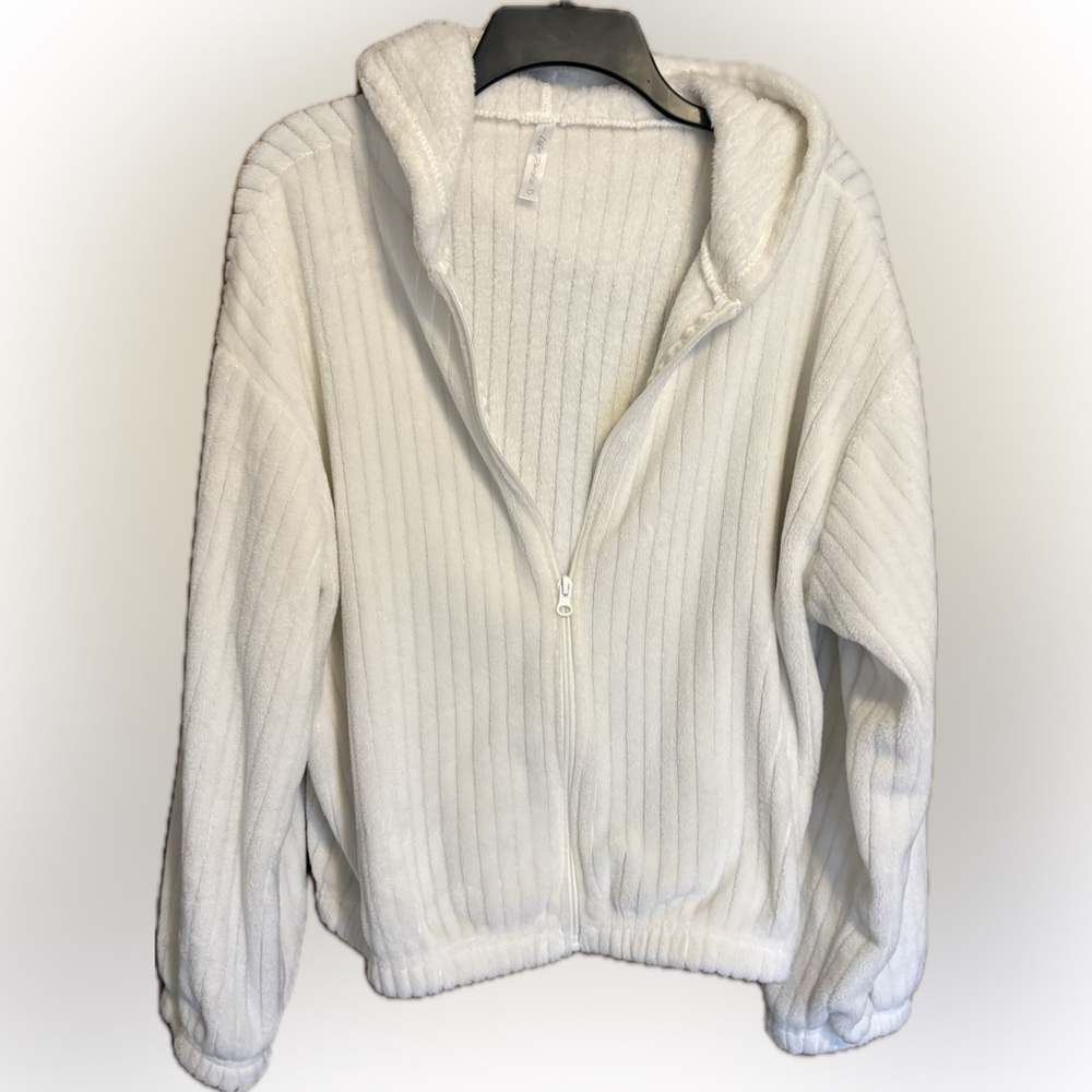 Cozy White Ribbed Lounge Set